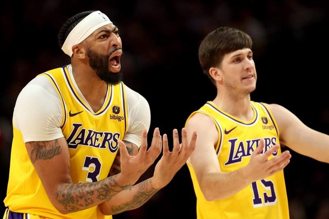 Image from: Anthony Davis pulls off a funny ‘$500k’ prank on Austin Reaves with LA Lakers star girlfriend’s help