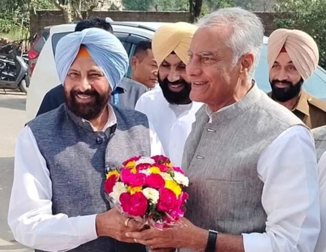 Image from: ‘Serving as Punjab BJP chief was an honour’: Jakhar as Kewal Dhillon takes charge