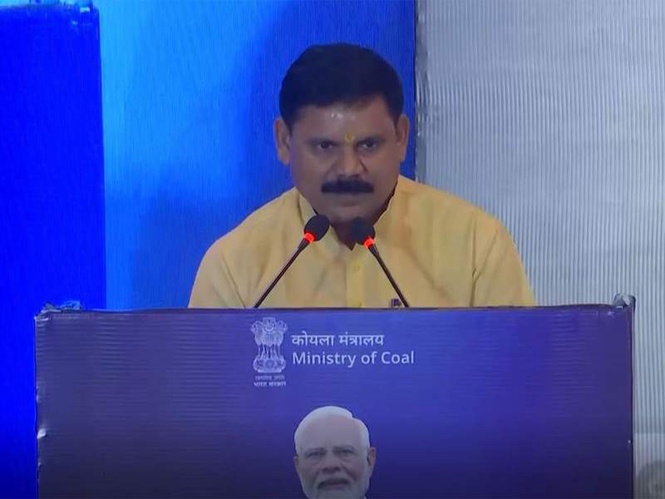 Image from: Coal gasification scheme open to private sector, govt to provide 30-year coal linkage: MoS Dubey