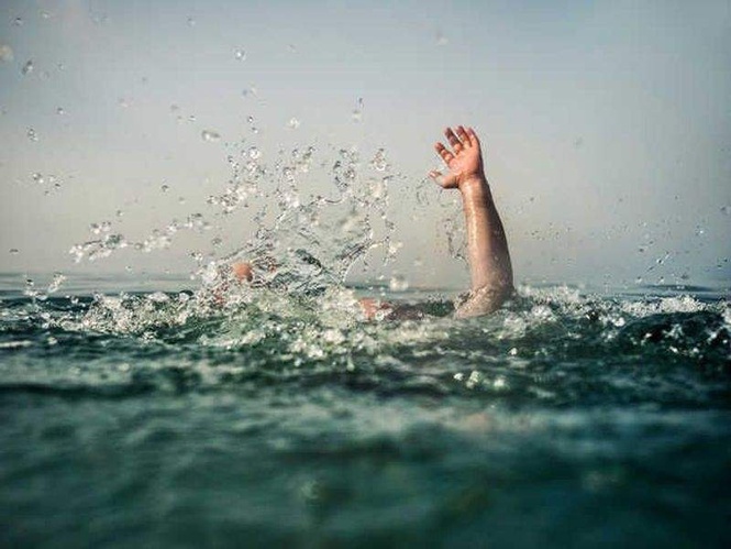 Image from: 11-year-old boy drowns while bathing in canal