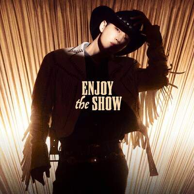 Image from: Henry Lau’s Single ENJOY THE SHOW Released Globally Alongside Official MV, Staging An Ultimate Audio-Visual Feast