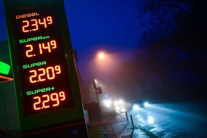 Image from: Fuel tax cut helps cool German inflation to 2.6% in May