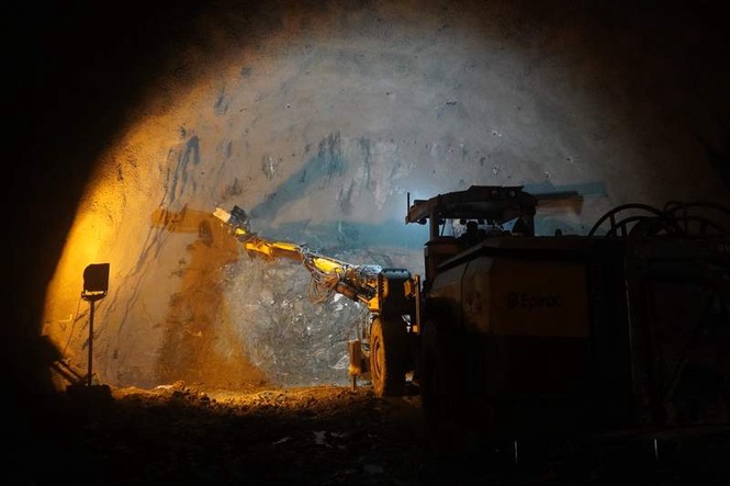 Image from: Only 40 metres left as Zojila tunnel nears excavation breakthrough