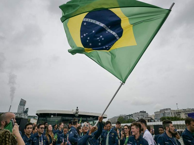 Image from: Terrorist label for Brazilian gangs mirrors tariff hike strategy: Journalist