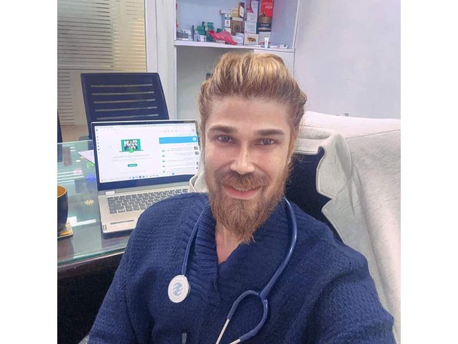Image from: Mister Hair Clinic Appoints Dr. Shawn as Head of Department, Bringing International-Standard Hair Transplants to India