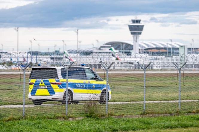 Image from: Munich Airport briefly halts flights after suspected drone sighting