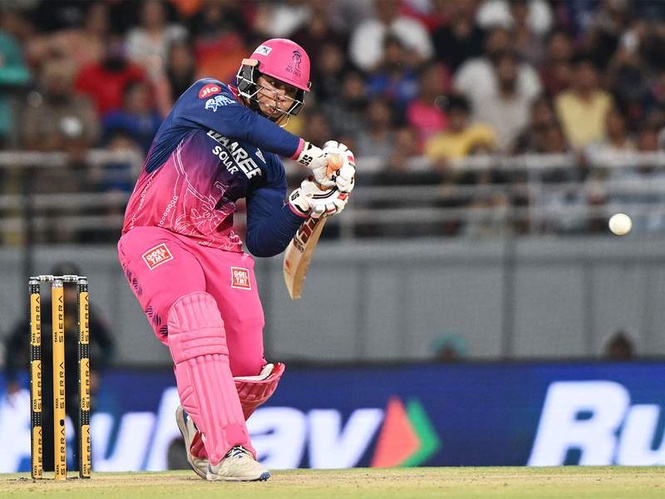 Image from: Sachin Tendulkar hails "truly special" Sooryavanshi, urges patience and freedom for teen sensation