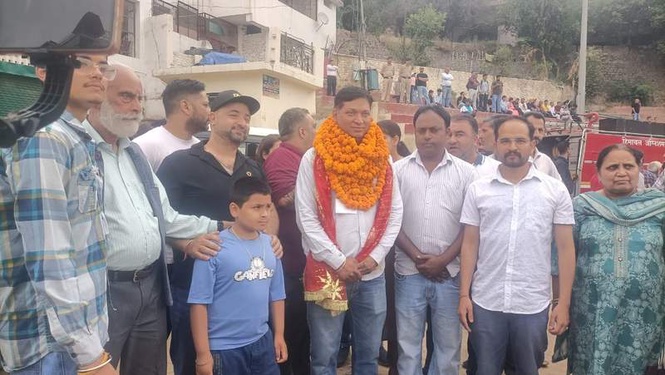 Image from: BJP sweeps Solan MC elections, wins 10 of 17 seats