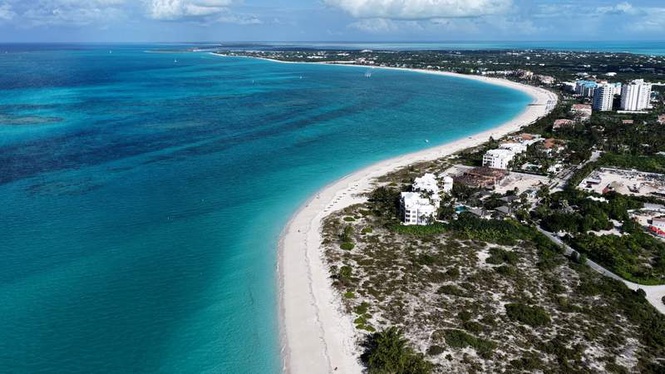 Image from: From the Caribbean to Oceania, these are the 5 cleanest beaches in the world that need to be on your travel list