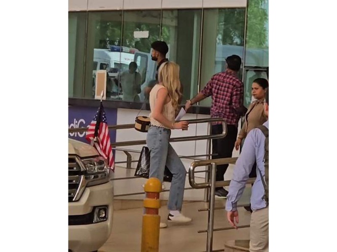 Image from: Tiffany Trump departs Jaisalmer for Jamnagar, calls Sonar Fort "incredible"