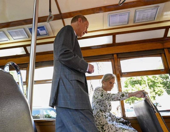 Image from: Duke and Duchess of Edinburgh kick off Portugal trip as they tour Lisbon in historic tram