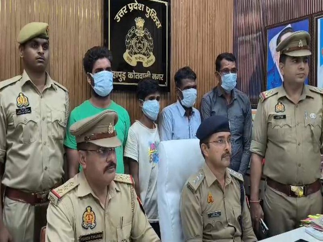 Image from: UP police rescues 17-yr-old, busts child trafficking gang in Hapur; four accused held