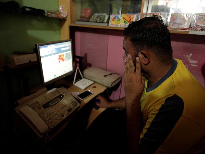 Image from: Pakistan: Senate voices alarm on widespread internet degradation, fuel theft and vandalism at telecom sites
