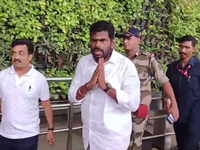 Image from: K Annamalai meets BJP chief Nitin Nabin amid speculation of forming new political party
