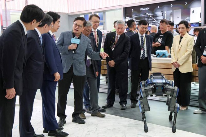 Image from: Robot patrol dogs could be coming to Taiwan’s South China Sea islands