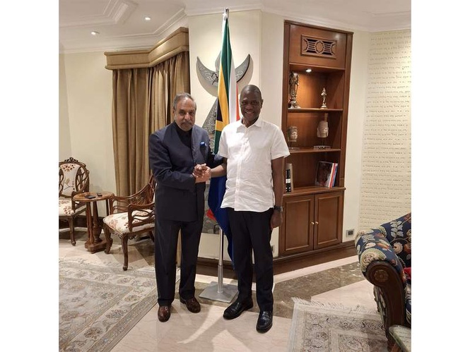 Image from: "It was a pleasure and privilege": Anand Sharma meets South Africa's Deputy President Paul Mashatile in New Delhi