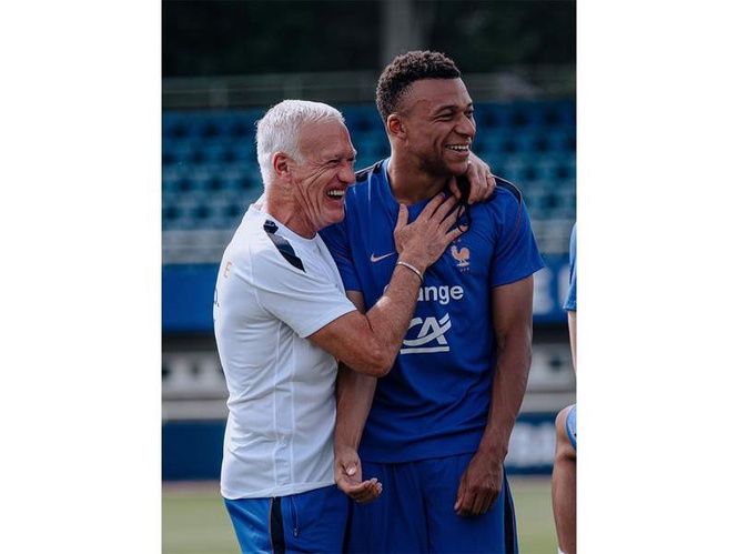 Image from: "Nothing beats being a world champion": France head coach Didier Deschamps ahead of FIFA WC