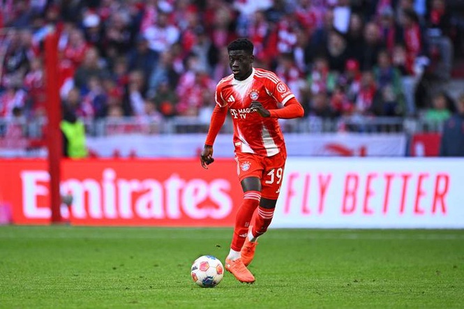Image from: Bayern's Ndiaye: from Bundesliga debut to World Cup in two months