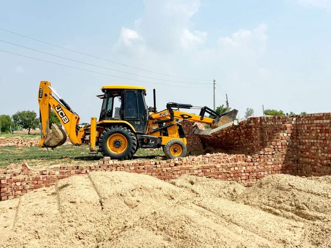 Image from: Unpaid demolition charges to reflect in defaulters’ land records in Haryana’s Sirsa