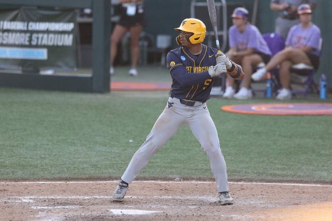 Image from: Wholesome moment in Morgantown shows exactly why we all love college baseball