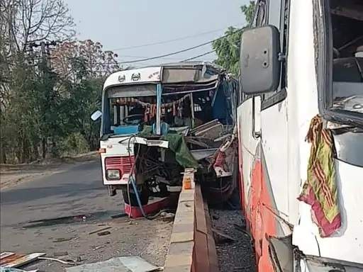 Image from: Several injured as 2 buses collide on Farrukhnagar-Jhajjar road