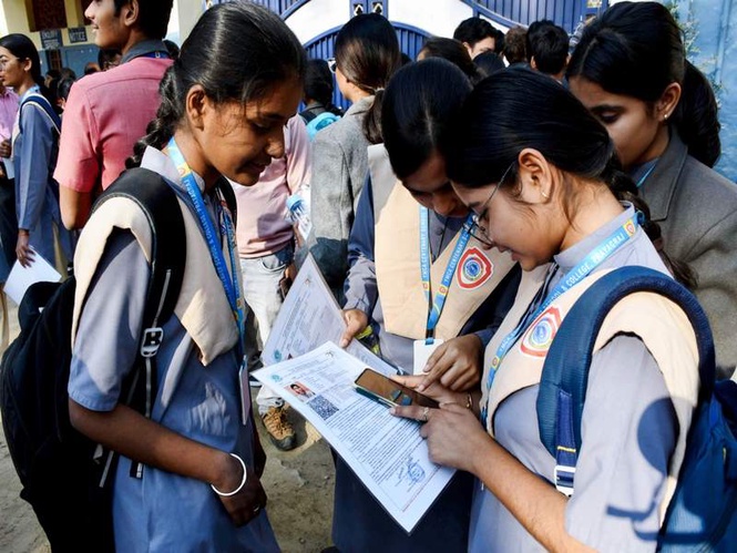 Image from: CBSE clarifies students can use UPI, cards, net banking for re-evaluation payments; nearly 40,000 applications completed