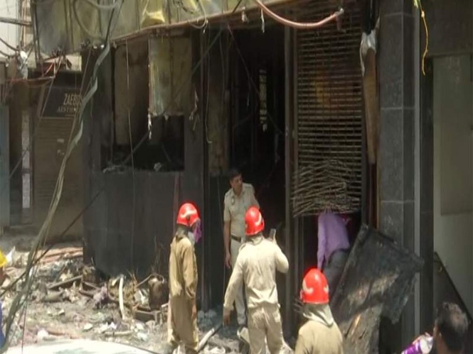 Image from: New Delhi: 10 die in Malviya Nagar's restaurant fire