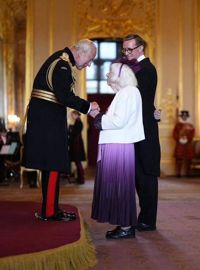 Image from: Horizon victim, 93, speaks out after receiving OBE but 'not a penny' in compensation