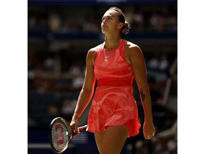 Image from: Shnaider stuns world number one Sabalenka to reach French Open semifinals