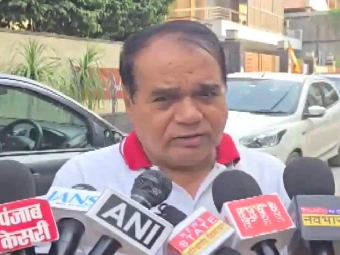 Image from: "Vivek Agarwal, his family were gentle souls": Neighbour recalls last phone call as family of eight killed in Malviya Nagar blaze