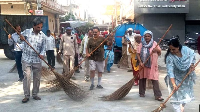 Image from: Rohtak cleans up ahead of Swacch Survekshan survey with crackdown on garbage hotspots