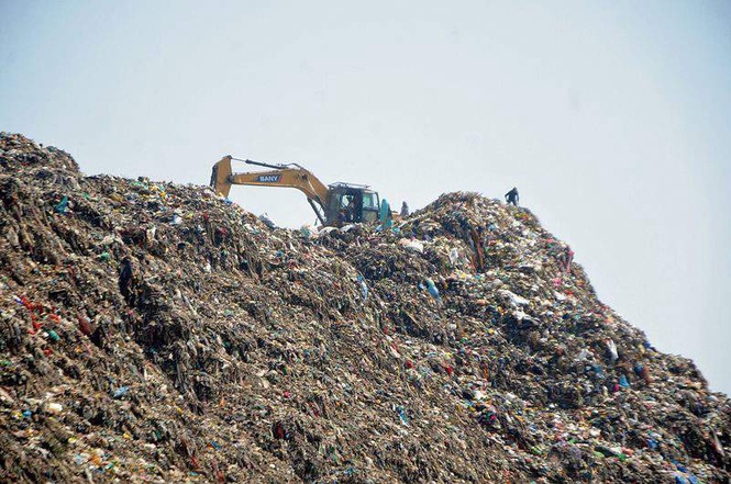 Image from: Amritsar set to clear three major garbage dumps, fresh waste disposal still a challenge