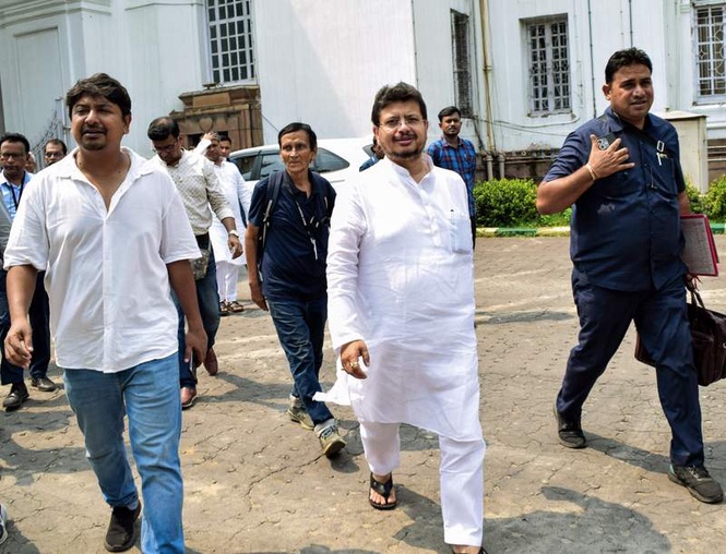 Image from: TMC vs Mamata : Party supremo faces existential crisis