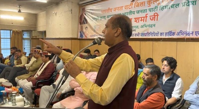 Image from: Bhuntar councillor jumps ship to BJP at party event