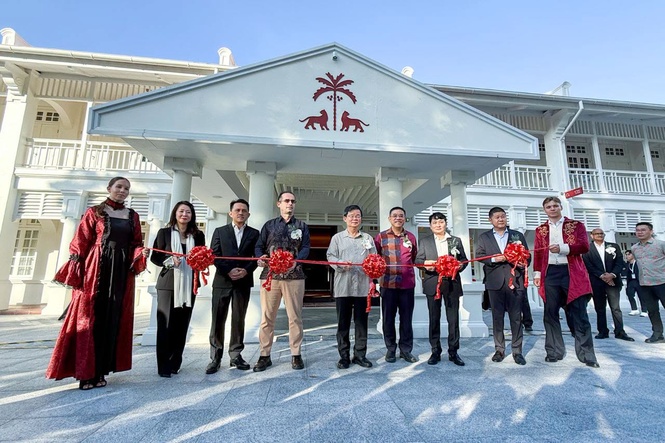 hotel-reopen