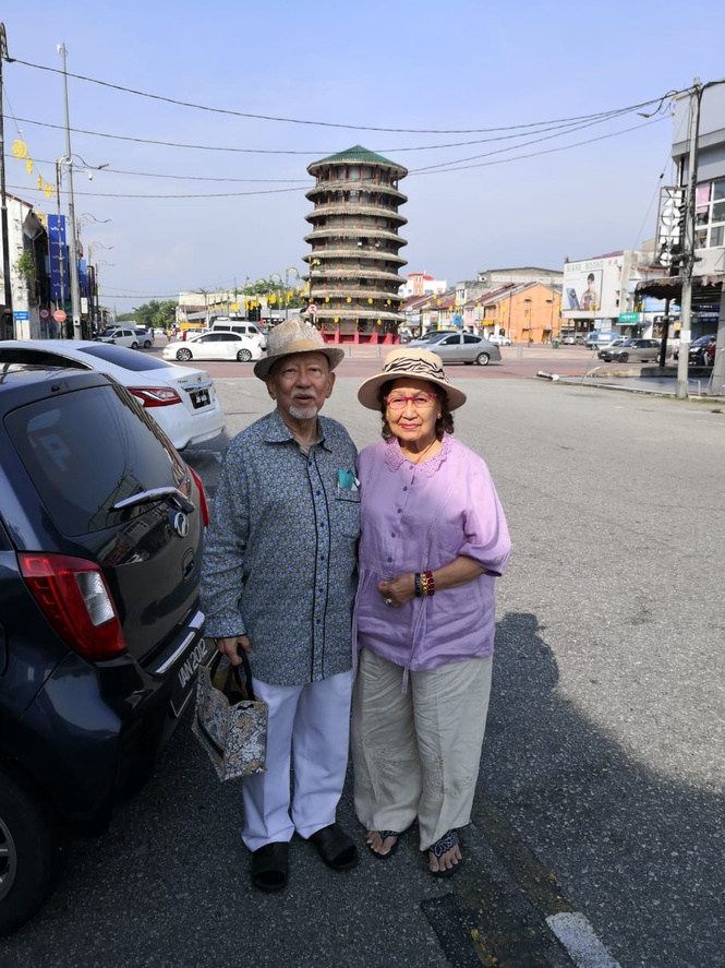 Image from: Built in 1885, this Leaning Tower of Teluk Intan (formerly Teluk Anson): Malaysia's very own Pisa in Perak