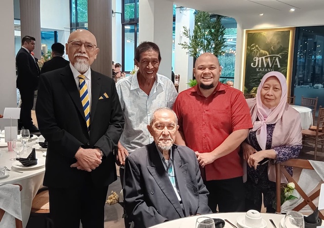 Image from: In Malay culture, cousins are vital components of an extended family structure, emphasizes collective social hierarchy  