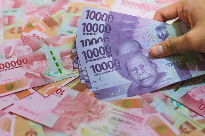 Rupiah Terus Merosot, Risiko Aliran Keluar Modal Semakin Meningkat