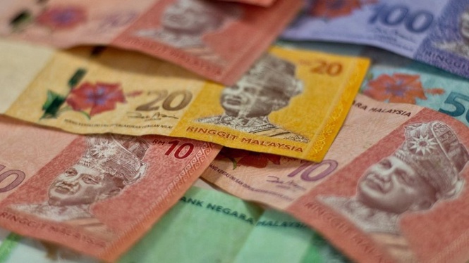 Ringgit Intai RM4.04 Ketika Ketegangan AS-Iran Memuncak