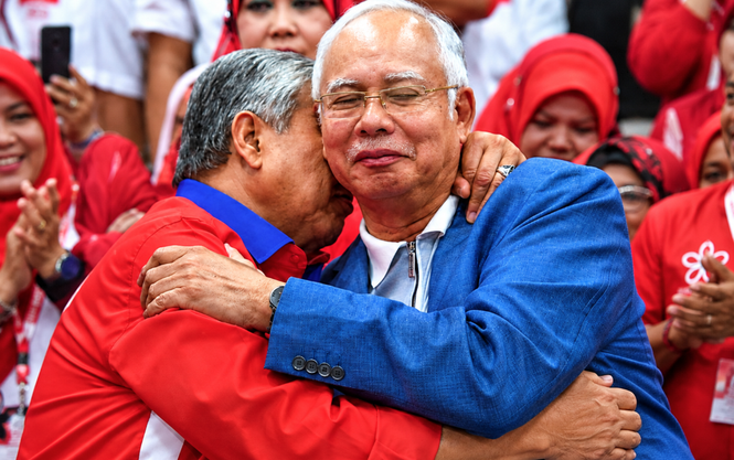Najib Bebas Dari Penjara! Zahid Nak Buka Tabung RM50 Juta?