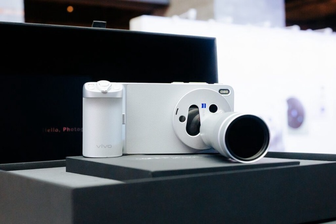 Image from: vivo X300 Ultra And X300 FE Officially Launch In Malaysia, Bringing ZEISS Flagship Imaging From RM3,299