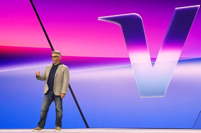 Visa plugs its payment network into ChatGPT, letting AI agents shop and pay for users