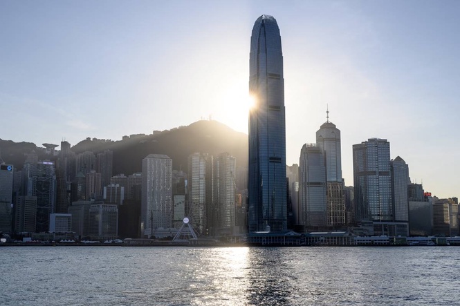 China retail sales fell in May for first time since 2022