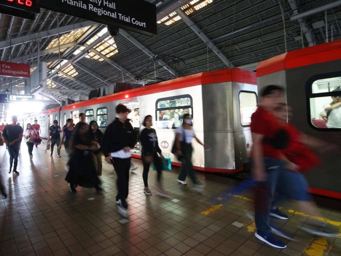 MRT-3 remains fully operational amid Iglesia ni Cristo rally at EDSA