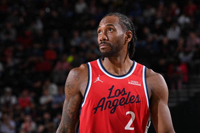 Kawhi Leonard going back to Toronto after Raptors make deal with Clippers, AP source says