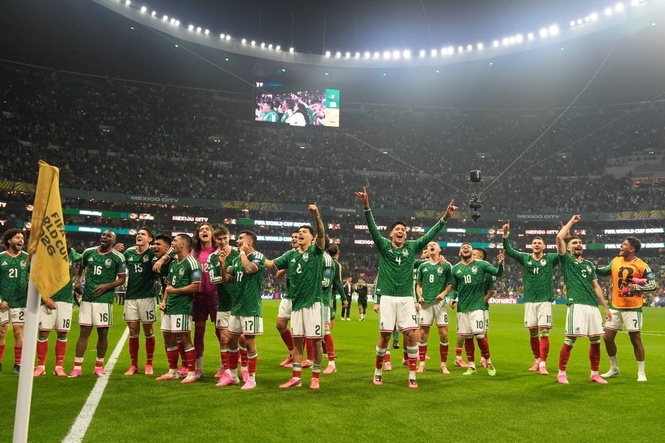 Mexico see off Ecuador to break 40-year World Cup curse
