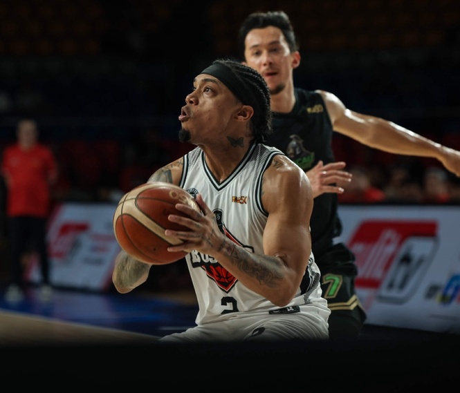 Blackwater retains Barefield amid trade rumors
