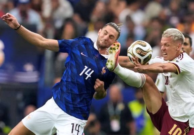 Spain blanks France to reach World Cup final