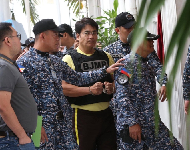 Sandiganbayan grants Revilla bail