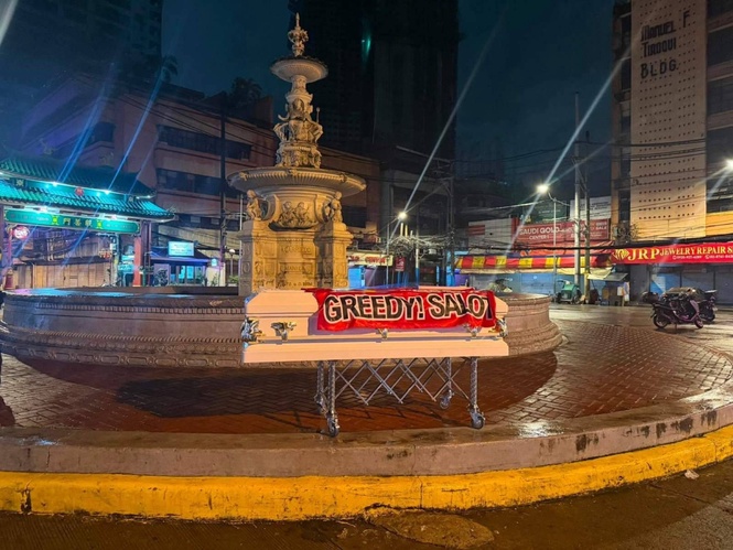 Caskets with anti-China banners found in NCR